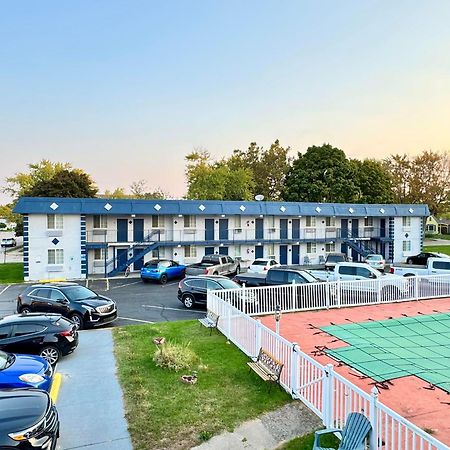Rodeway Inn سانت جوزيف المظهر الخارجي الصورة