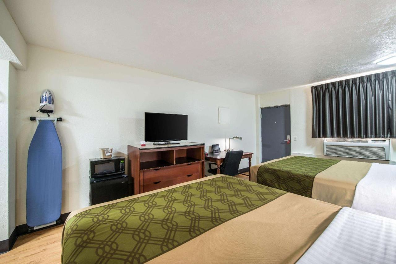 Rodeway Inn سانت جوزيف المظهر الخارجي الصورة